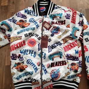 🚨SOLD🚨Mitchell and Ness NBA all logo jacket